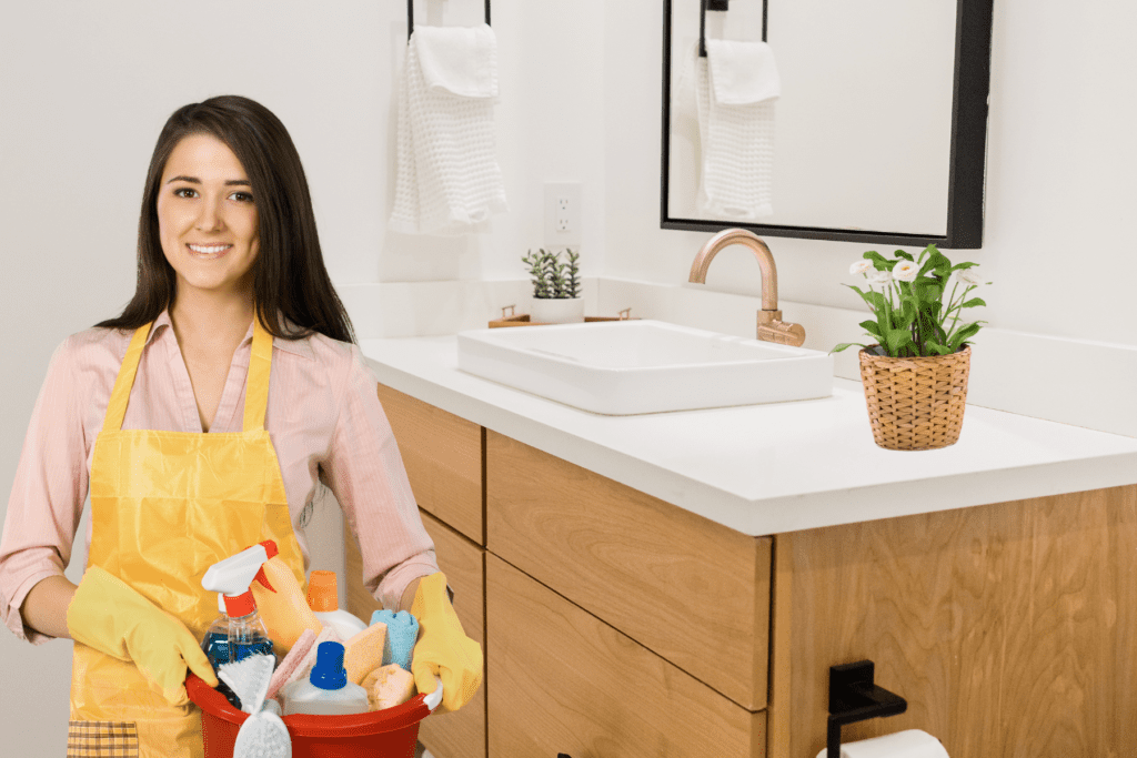 best bathroom organization tips to store cleaning supplies