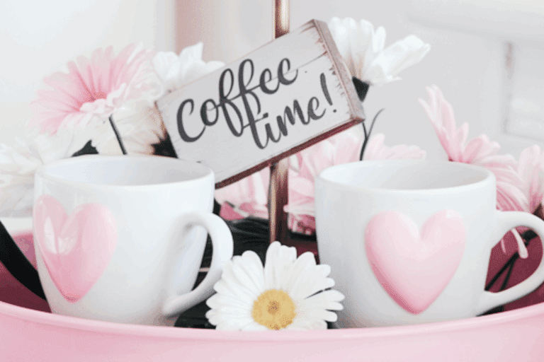 pink kitchen decor